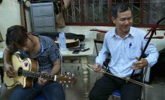 Vietnamese Tai Tu Music / Huynh Khai Ensemble