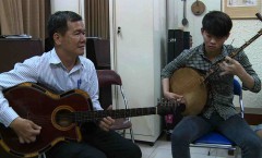 Vietnamese Tai Tu Music / Huynh Khai Ensemble